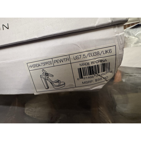 H by Halston Sardinia Sandals - Picture 12 of 12